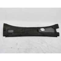 RE?ETKA POD VETROBRANSKIM STEKLOM OEM N. 4F1819447 ORIGINAL REZERVNI DEL AUDI A6 C6 4F2 4FH 4F5 BER/SW/ALLROAD (07/2004 - 10/2008) DIESEL LETNIK 2006