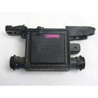 CENTRALNO ZAKLEPANJE OEM N. 4A0959981A ORIGINAL REZERVNI DEL AUDI A4 B5 BER/SW (1994 - 12/2000) DIESEL LETNIK 2000