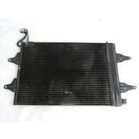 HLADILNIK KLIME OEM N. 6Q0820411E ORIGINAL REZERVNI DEL SEAT IBIZA 6L1 MK3 (01/2002 - 01/2006) BENZINA LETNIK 2003