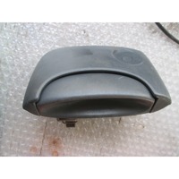 ZUNANJA KLJUKA ZADNJA DESNA VRATA OEM N. 8200042082 ORIGINAL REZERVNI DEL RENAULT KANGOO KC0/1 MK1 R (2003-2008) DIESEL LETNIK 2004