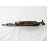 PANTI POKROVA MOTORJA OEM N. A6387500251 ORIGINAL REZERVNI DEL MERCEDES CLASSE V / VITO W638 (01/1999 - 12/2003) DIESEL LETNIK 2000