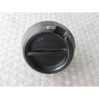 GLAVNO STIKALO LUCI OEM N. 8200128309 ORIGINAL REZERVNI DEL RENAULT KANGOO KC0/1 MK1 R (2003-2008) DIESEL LETNIK 2004