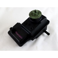 REZERVOAR CRPALKA  SERVO VOLAN OEM N. 6N0422371D ORIGINAL REZERVNI DEL VOLKSWAGEN POLO 6N2 (10/1999 - 04/2002)DIESEL LETNIK 2000