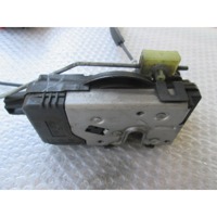 CENTRALNI ZAKLEP SPREDNJIH VRAT  OEM N. 13157762 ORIGINAL REZERVNI DEL OPEL VECTRA C Z02 BER/SW (2002 - 2006) DIESEL LETNIK 2004