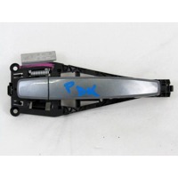 ZUNANJA KLJUKA ZADNJA DESNA VRATA OEM N. 92233089 ORIGINAL REZERVNI DEL OPEL MOKKA J13 (2012 - 2015)BENZINA LETNIK 2014