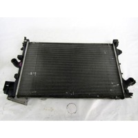 RADIATOR VODE OEM N. 13196477 ORIGINAL REZERVNI DEL FIAT CROMA 194 MK2 (2005 - 10/2007)  DIESEL LETNIK 2006