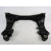 SPREDNJA OS/NOSILEC MOTORJA OEM N. 8D0399313 ORIGINAL REZERVNI DEL VOLKSWAGEN PASSAT B5 3B2 3B5 BER/SW (08/1996 - 11/2000)DIESEL LETNIK 1998