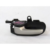 NOTRANJA KLJUKA  OEM N. 692060D060B1 ORIGINAL REZERVNI DEL TOYOTA YARIS P1 MK1 R (2003 - 2005)BENZINA LETNIK 2003