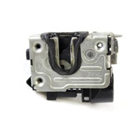 CENTRALNI ZAKLEP SPREDNJIH VRAT  OEM N. 8200735224 ORIGINAL REZERVNI DEL DACIA SANDERO MK1 (2008 - 2012) BENZINA/GPL LETNIK 2009