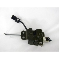 ZAKLEPANJE PRTLJA?NIH VRAT  OEM N. 8713026000 ORIGINAL REZERVNI DEL HYUNDAI SANTA FE SM MK1 (2000 - 2006) DIESEL LETNIK 2005