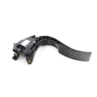 PEDALI OEM N. 180029347R ORIGINAL REZERVNI DEL RENAULT CAPTUR J5 H5 (2013 - 2019) DIESEL LETNIK 2014