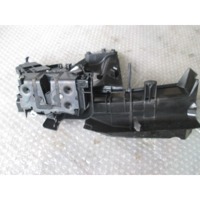 CENTRALNI ZAKLEP SPREDNJIH VRAT  OEM N. 24000010013 ORIGINAL REZERVNI DEL FORD FOCUS DA HCP DP MK2 BER/SW (2005 - 2008) DIESEL LETNIK 2006