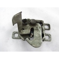 ZAKLEP POKROVA MOTORJA  OEM N. 51945645 ORIGINAL REZERVNI DEL FIAT BRAVO 198 (02/2007 - 2010) DIESEL LETNIK 2007