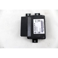 ELEKTRICNA PARKIRNA ZAVORNA  OEM N. 3C8907801B ORIGINAL REZERVNI DEL VOLKSWAGEN PASSAT B6 3C2 3C5 BER/SW (2005 - 09/2010)  DIESEL LETNIK 2009