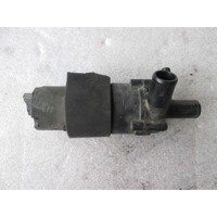 VODNA CRPALKA  OEM N. 392020029 ORIGINAL REZERVNI DEL MERCEDES CLASSE SL R230 (2001 - 2008) BENZINA LETNIK 2001