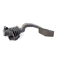 PEDALI OEM N. 55702020 ORIGINAL REZERVNI DEL ALFA ROMEO MITO 955 (2008 - 2018) BENZINA LETNIK 2014