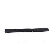 KONZOLE IN SINE SEDEZEV OEM N. A2049200008 ORIGINAL REZERVNI DEL MERCEDES CLASSE C W204 BER/SW (2007 - 2011) DIESEL LETNIK 2007
