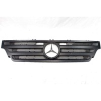 SPREDNJE OKRASNE MASKE OEM N. A9437510018 ORIGINAL REZERVNI DEL MERCEDES-BENZ ACTROS (2003-2008)DIESEL LETNIK 2007