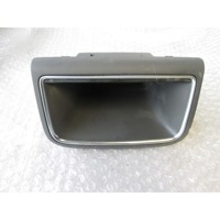 PREDAL ZA DOKUMENTE OEM N. 8K0863300B ORIGINAL REZERVNI DEL AUDI Q5 8R B8 (10/2008 - 06/2012) DIESEL LETNIK 2010