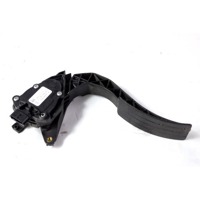 PEDALI OEM N. 180029347R ORIGINAL REZERVNI DEL RENAULT CLIO BH KH MK4 (2012 - 2019)DIESEL LETNIK 2014