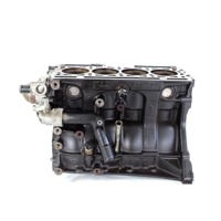 BLOK MOTORJA OEM N. 7701474377 ORIGINAL REZERVNI DEL RENAULT CLIO BB CB MK2 R / CLIO STORIA (05/2001 - 2012) BENZINA LETNIK 2004