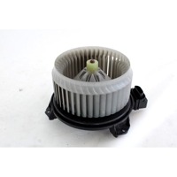 VENTILATOR  KABINE  OEM N. AV272700-0311 ORIGINAL REZERVNI DEL FIAT SEDICI FY R (05/2009 - 2014) BENZINA LETNIK 2009