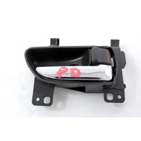 NOTRANJA KLJUKA  OEM N. 61051FG021JG ORIGINAL REZERVNI DEL SUBARU IMPREZA GR GH G3 (06/2007 - 04/2013) BENZINA LETNIK 2008