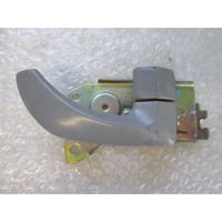 NOTRANJA KLJUKA  OEM N.  ORIGINAL REZERVNI DEL KIA SORENTO JC MK1 (2002 - 2009) DIESEL LETNIK 2004