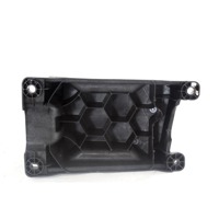 NOSILEC ARMATURNE PLO?CE  OEM N. 8200830092 ORIGINAL REZERVNI DEL RENAULT SCENIC XMOD / SCENIC JZ0/1 MK3 (2009 - 2012) DIESEL LETNIK 2012