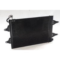 HLADILNIK KLIME OEM N. 6Q0820411B ORIGINAL REZERVNI DEL SEAT IBIZA 6L1 MK3 (01/2002 - 01/2006) BENZINA LETNIK 2002