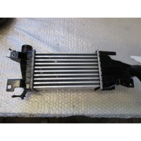 HLADILNIK INTERCOOLER OEM N. 13128926 ORIGINAL REZERVNI DEL OPEL ASTRA H A04 L48,L08,L35,L67 5P/3P/SW (2004 - 2007) DIESEL LETNIK 2005