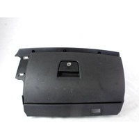 PREDAL ZA DOKUMENTE OEM N. 39808618 ORIGINAL REZERVNI DEL VOLVO V50 545 R (2007 - 2012) DIESEL LETNIK 2010