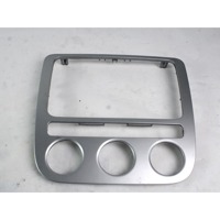 ARMATURNA PLO?CA OEM N. 1Q0858069F ORIGINAL REZERVNI DEL VOLKSWAGEN SCIROCCO 137 138 MK3 (10/2008 - 06-2014)BENZINA LETNIK 2009