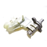 ZAVORNI CILINDER OEM N. 5110062J10000 ORIGINAL REZERVNI DEL SUZUKI SPLASH EX (03-2008/05-2012)DIESEL LETNIK 2009