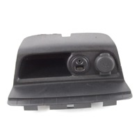 USB / AUX OEM N. 9674655277 ORIGINAL REZERVNI DEL PEUGEOT 208 CA CC MK1 (2012 -2019) DIESEL LETNIK 2015