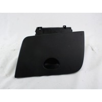 PREDAL ZA DOKUMENTE OEM N. 1P1857095C ORIGINAL REZERVNI DEL SEAT LEON 1P1 MK2 (2005 - 2012) DIESEL LETNIK 2011