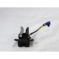 ZAKLEPANJE PRTLJA?NIH VRAT  OEM N. 693500D041 ORIGINAL REZERVNI DEL TOYOTA YARIS P9 MK2 (01/2006 - 2009) BENZINA LETNIK 2008