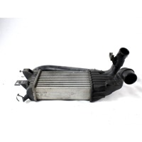 HLADILNIK INTERCOOLER OEM N. 13128926 ORIGINAL REZERVNI DEL OPEL ASTRA H A04 L48,L08,L35,L67 5P/3P/SW (2004 - 2007) DIESEL LETNIK 2005