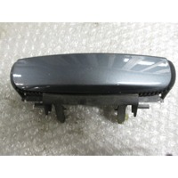 ZUNANJA KLJUKA ZADNJA DESNA VRATA OEM N. 8E0839208 ORIGINAL REZERVNI DEL AUDI A4 B6 8E2 8E5 BER/SW (2001 - 2005) DIESEL LETNIK 2004