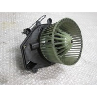 VENTILATOR  KABINE  OEM N. 8D182002C ORIGINAL REZERVNI DEL VOLKSWAGEN PASSAT B5.5 3B3 3B6 3BG R BER/SW (11/2000 - 2005) DIESEL LETNIK 2001