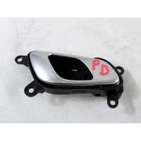 NOTRANJA KLJUKA  OEM N. 83623-J7000 ORIGINAL REZERVNI DEL KIA CEED / SPORTWAGON K3 MK3 (DAL 2018)BENZINA LETNIK 2021