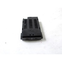 USB / AUX OEM N. 2G6035736 ORIGINAL REZERVNI DEL VOLKSWAGEN POLO AW1 (DAL 2017)BENZINA/METANO LETNIK 2021