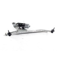 MOTORCEK PREDNJIH BRISALCEV OEM N. 390241544 ORIGINAL REZERVNI DEL DACIA SANDERO MK1 (2008 - 2012) BENZINA/GPL LETNIK 2010