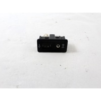 USB / AUX OEM N. 5G0035222C ORIGINAL REZERVNI DEL VOLKSWAGEN GOLF VII 5G1 BQ1 BE1 BE2 BA5 BV5 MK7 (2012 - 2017)DIESEL LETNIK 2014