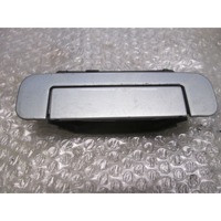 ZUNANJA KLJUKA ZADNJA LEVA VRATA OEM N. 4A0839205B ORIGINAL REZERVNI DEL AUDI A6 C4 4A BER/SW (1994 - 1997) DIESEL LETNIK 1996