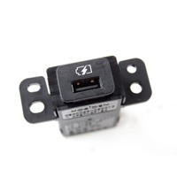 USB / AUX OEM N. 253315NA1A ORIGINAL REZERVNI DEL NISSAN JUKE F16 (DAL 2019)BENZINA LETNIK 2021