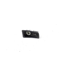 USB / AUX OEM N. 61316930561 ORIGINAL REZERVNI DEL BMW SERIE 1 BER/COUPE/CABRIO E81/E82/E87/E88 (2003 - 2007) DIESEL LETNIK 2006