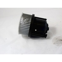 VENTILATOR  KABINE  OEM N. LR159881 ORIGINAL REZERVNI DEL LAND ROVER RANGE ROVER EVOQUE L551 (DAL 2019)IBRIDO (ELETTRICO-DIESEL)   LETNIK 2021