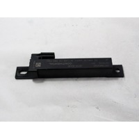OJACEVALEC / ANTENA OEM N. 285908268R ORIGINAL REZERVNI DEL RENAULT CLIO B7 SCE MK5 (DAL 2019)IBRIDO (ELETRICO-BENZINA) LETNIK 2022