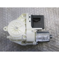 MOTORCEK ELEKTRICNEGA POMIKA ZADNJEGA STEKLA  OEM N. 827306548R ORIGINAL REZERVNI DEL RENAULT MEGANE MK3 BZ0/1 B3 DZ0/1 KZ0/1 BER/SPORTOUR/ESTATE (2009 - 2015) DIESEL LETNIK 2012